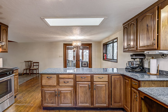 03 - Kitchen-12