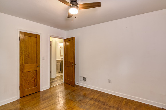 10 - Main Level Bedroom - 1-2