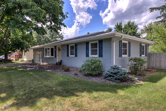 20 - Exterior-4