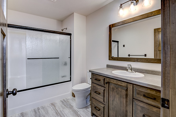 12b - Bathroom-3
