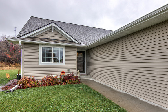20 - Exterior-3