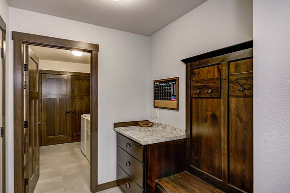 16c - mudroom-1-Edit