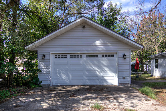 17a - Garage-1