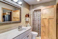 07 - Primary Bathroom-1
