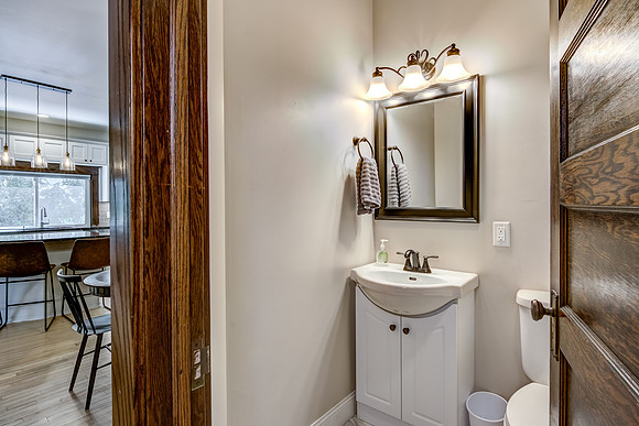 12b - Bathroom-3
