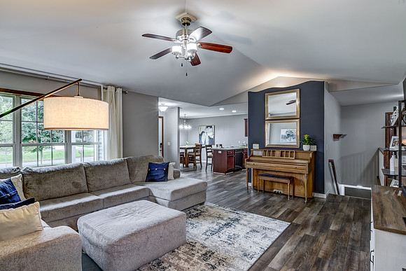 02 - Living Room-6