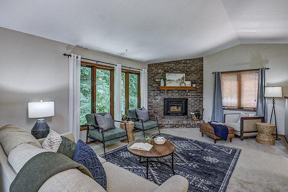 02 - Living Room-2