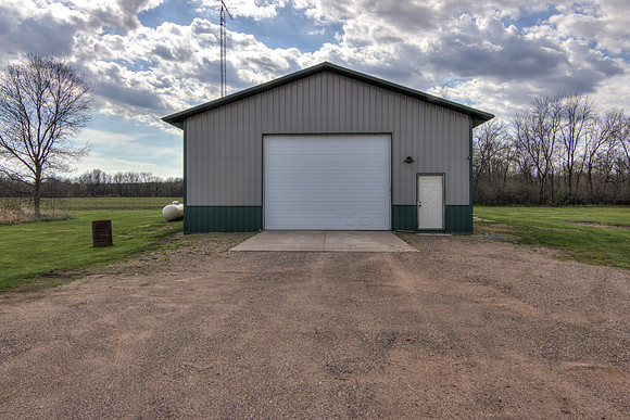 20 - Exterior-04b