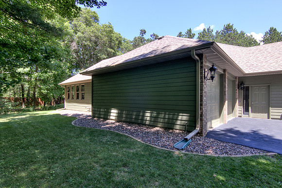 20 - Exterior-6