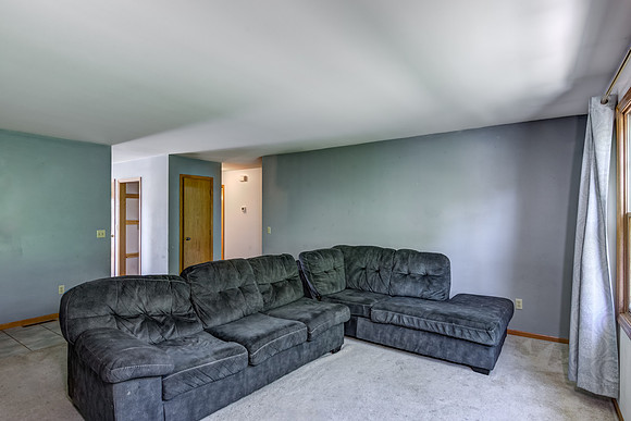 02 - Living Room-3