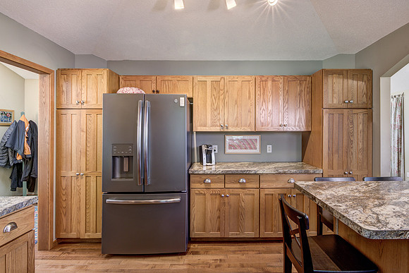 03 - Kitchen-3
