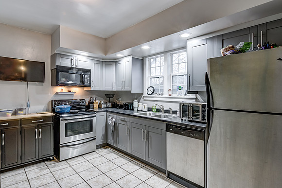 03 - Kitchen-2