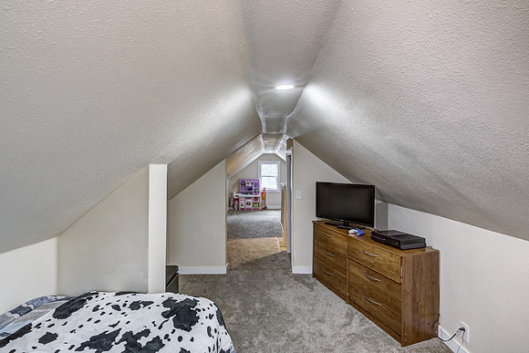 11F - Upper Space-2