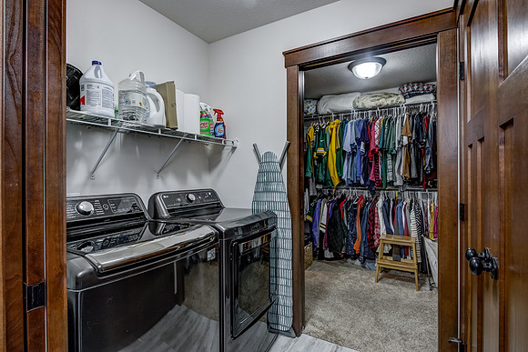 15 - Laundry-1