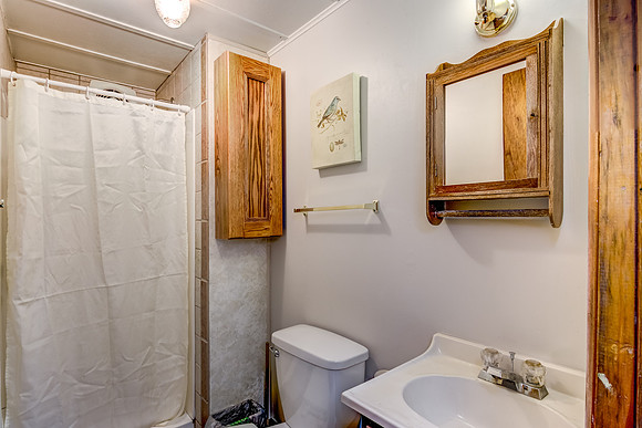 12b - Bathroom-2