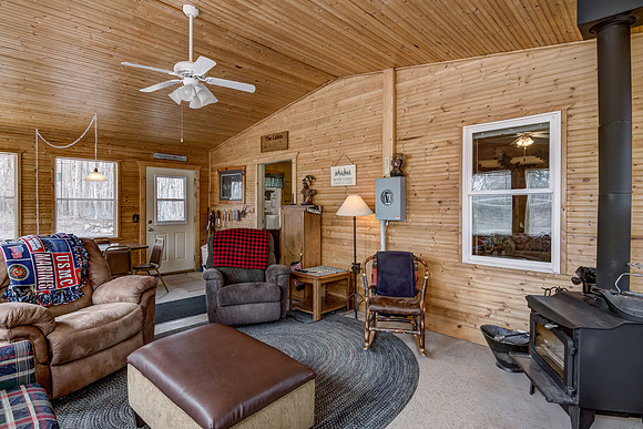 09 - Seasonal Porch-4