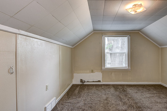 11 - Upper Level Bedroom - 1-1