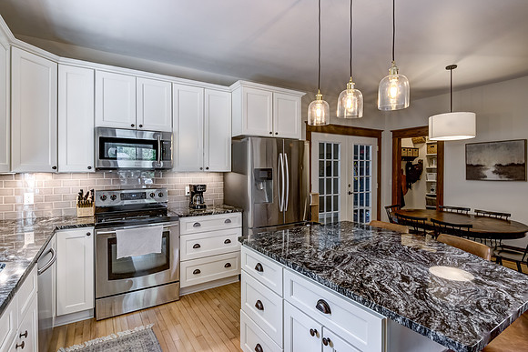 03 - Kitchen-1