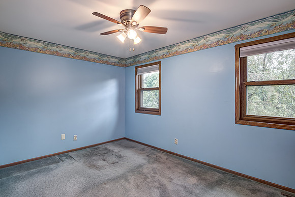 11 - Upper Level Bedroom - 2-1