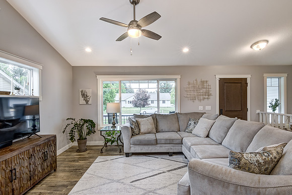 02 - Living Room-3