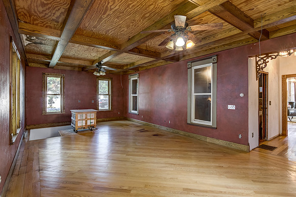 02 - Living Room-2-Edit