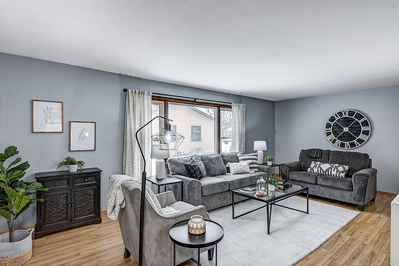 02 - Living Room-3