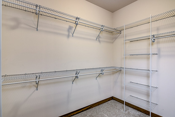 07 - Primary Bathroom-2