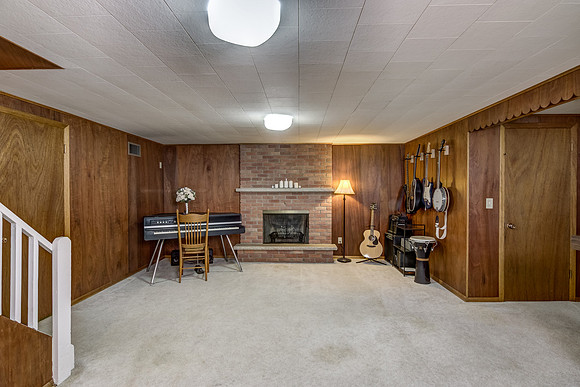 13 - Lower Living Room-4