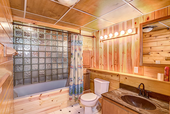 12b - Bathroom-3