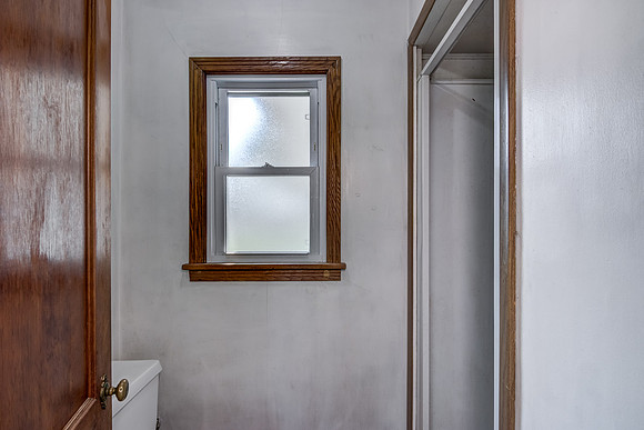 12b - Bathroom-2