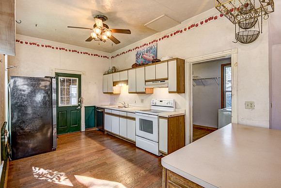 03 - Kitchen-2