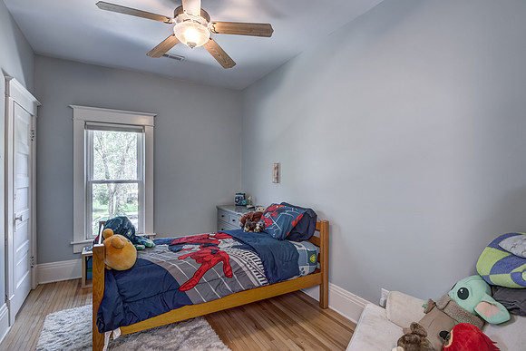11 - Upper Level Bedroom - 3-1