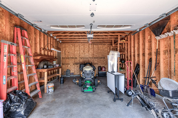 18 - Outbuilding-1