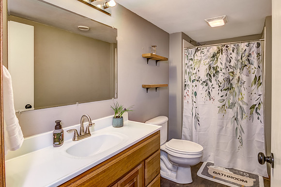 12b - Bathroom-2