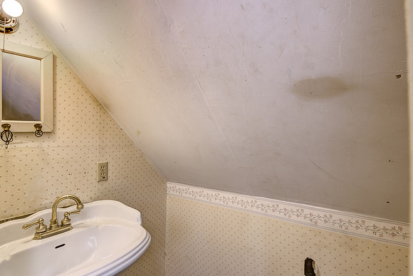 12b - Bathroom-3