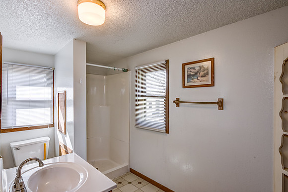 12b - Bathroom-1