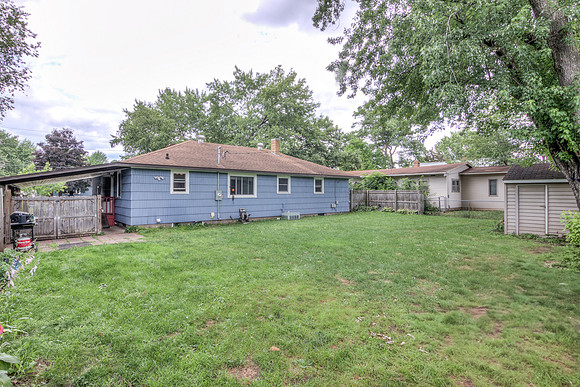 19 - Backyard-6-2