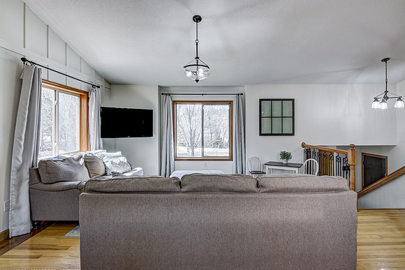02 - Living Room-2
