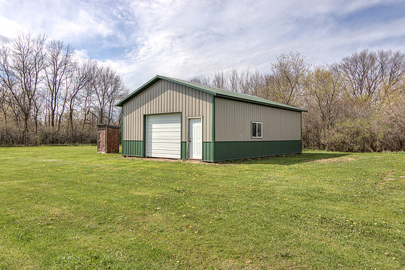 18 - Outbuilding-2