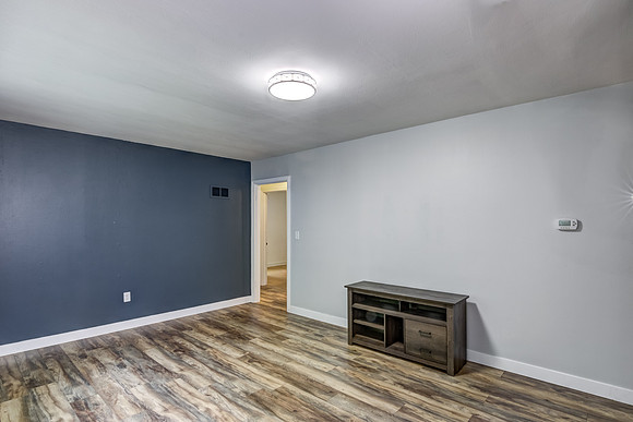 02 - Living Room-2