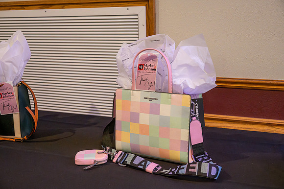 Tim Abraham - 21 -Purses for Paws 25-51
