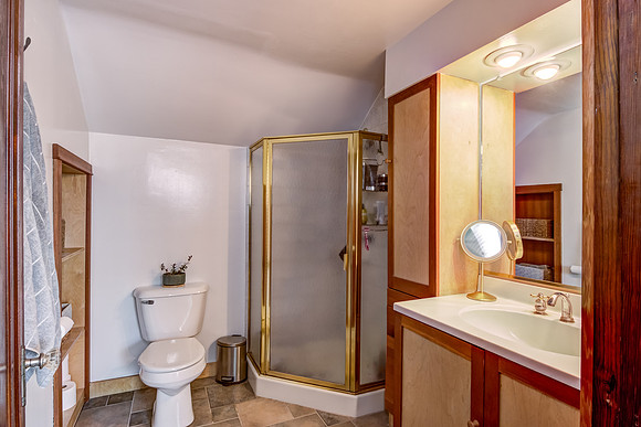07 - Primary Bathroom-1-Edit