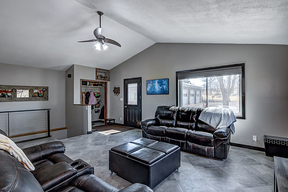 02 - Living Room-3
