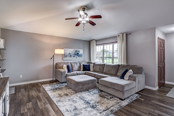 02 - Living Room-4-Edit