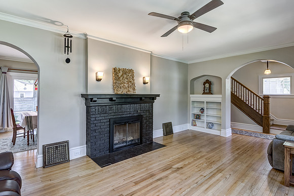 02 - Living Room-4