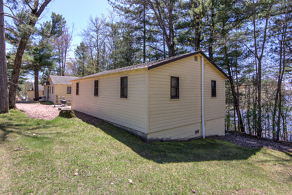 20 - Exterior-2