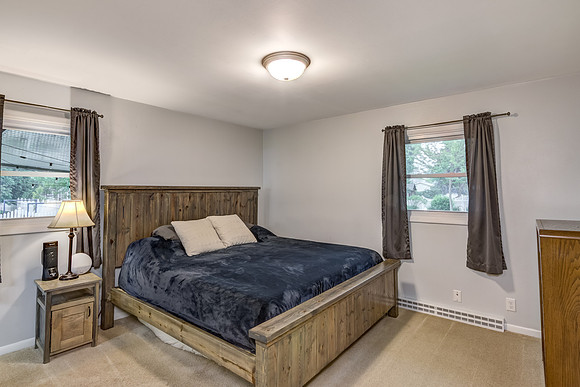 06 - Primary Bedroom-1