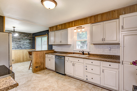 03 - Kitchen-5