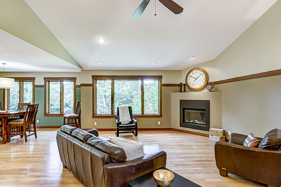 02 - Living Room-5