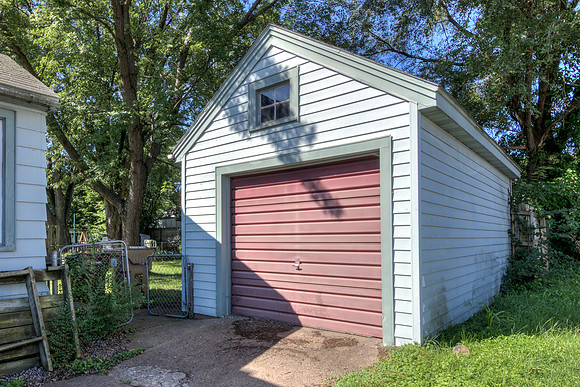 17a - Garage-1